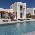 Stephanie With Heated Pool, By Red Windmill *