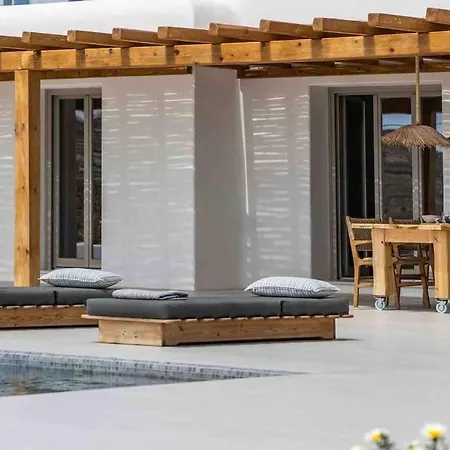 Stephanie With Heated Pool, By Red Windmill Вилла *