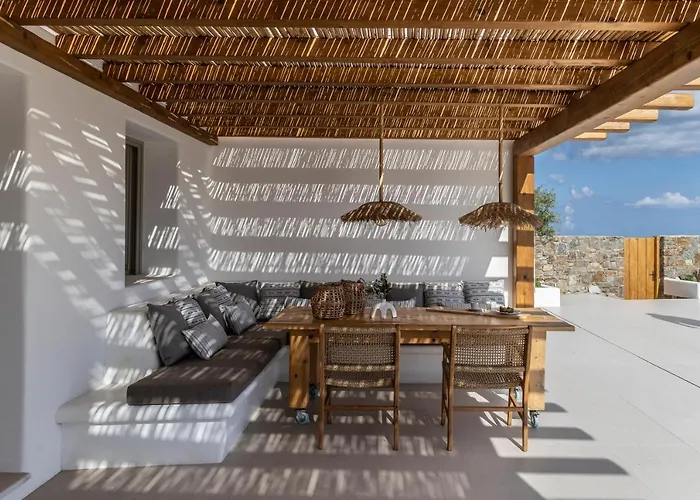 Stephanie With Heated Pool, By Red Windmill Вилла *