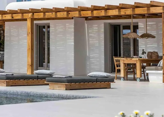 Stephanie With Heated Pool, By Red Windmill Вилла *